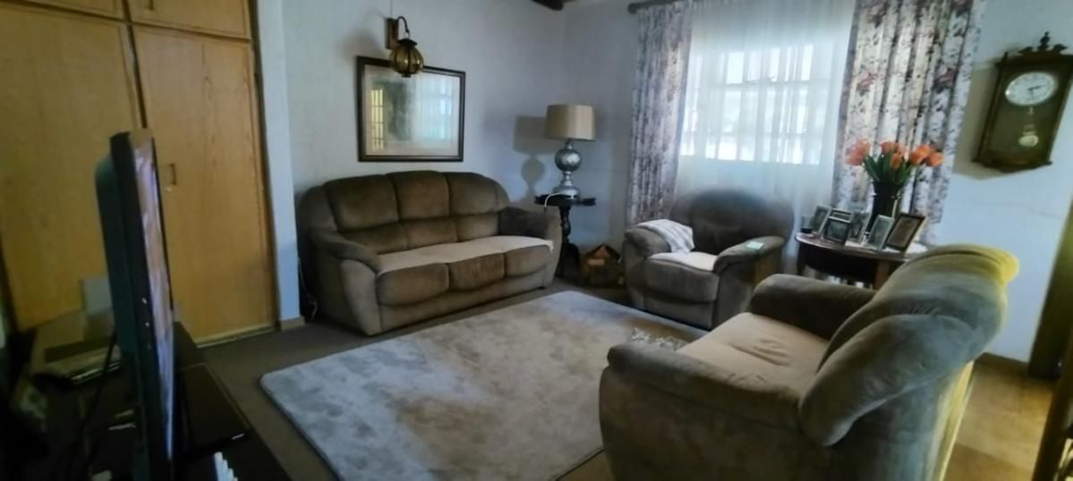 Photo 6 of 30