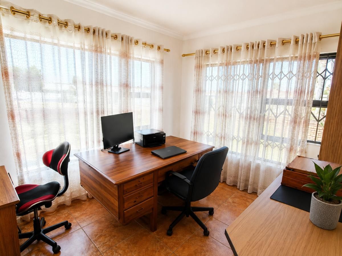 Photo of 8 Bedroom house for sale in Bredell, Kempton Park