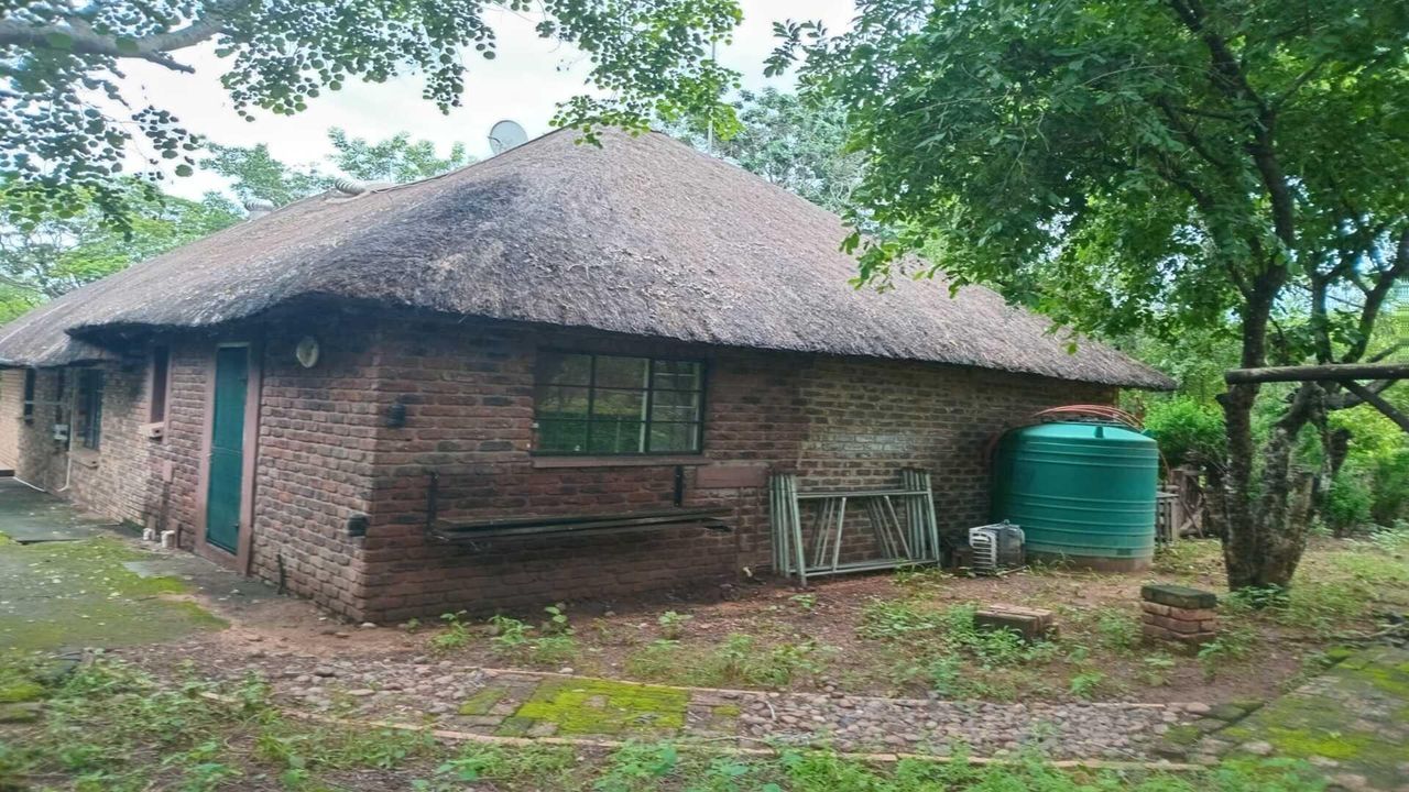 Photo 16 of 16
