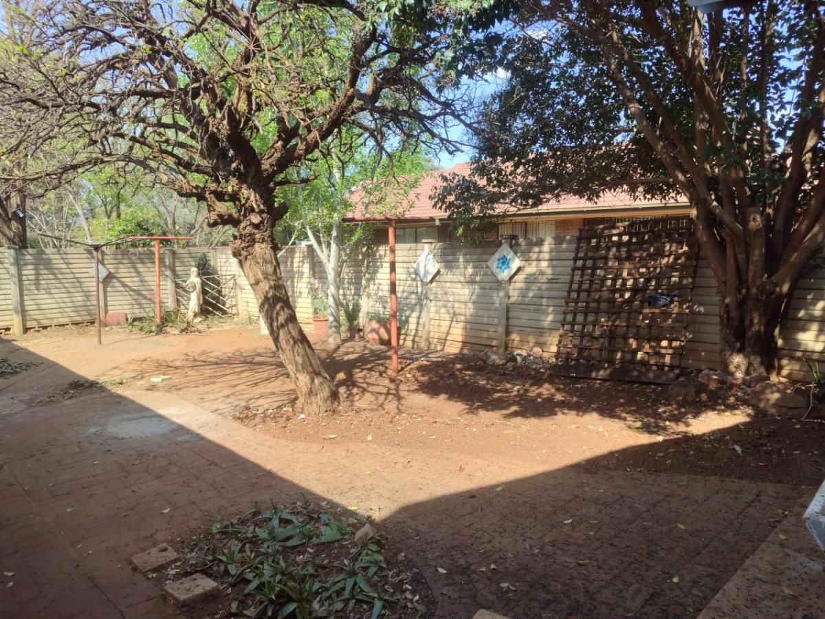 3 Bedroom house to rent in Pellissier, Bloemfontein