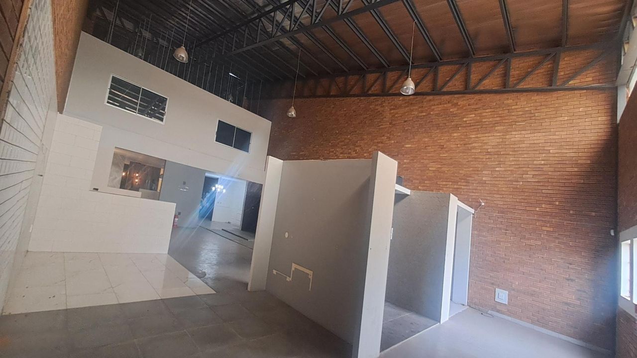 Photo 13 of 20
