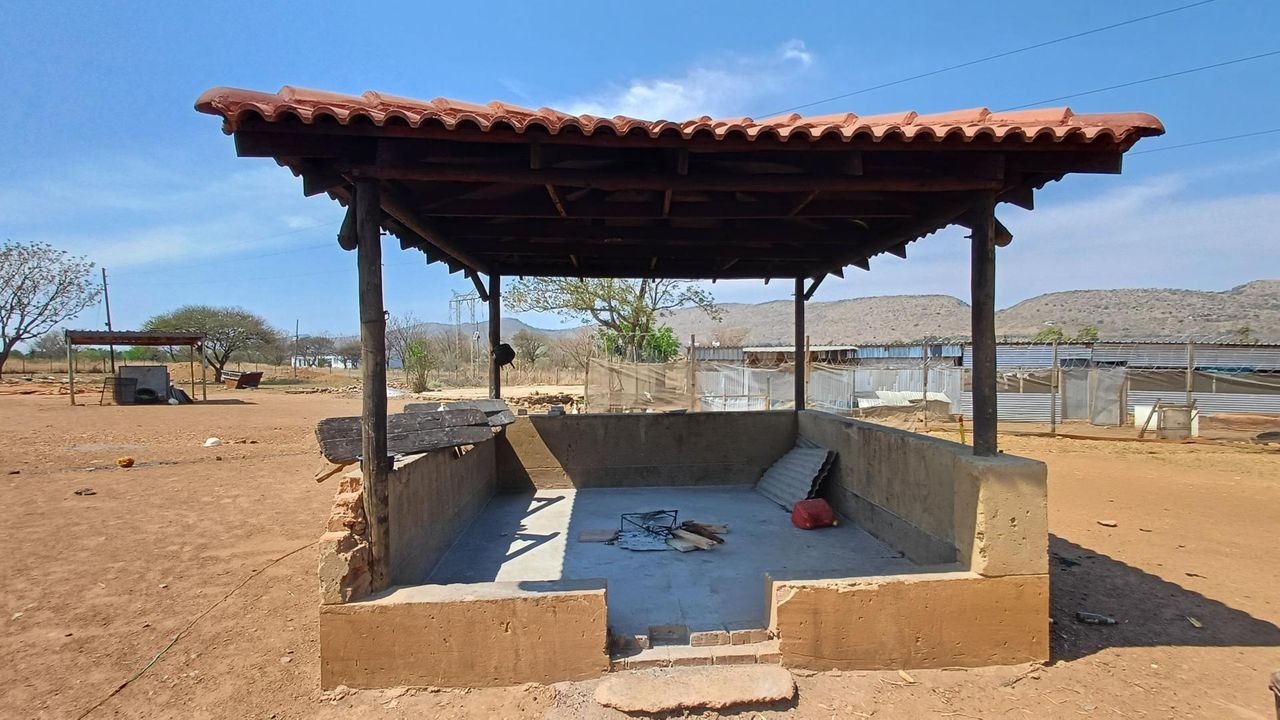 Photo 2 of 46