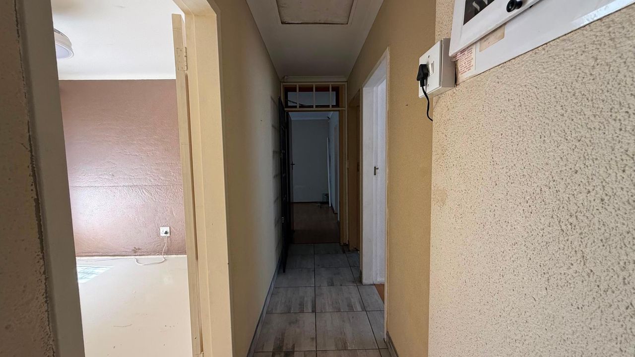 Photo 5 of 15
