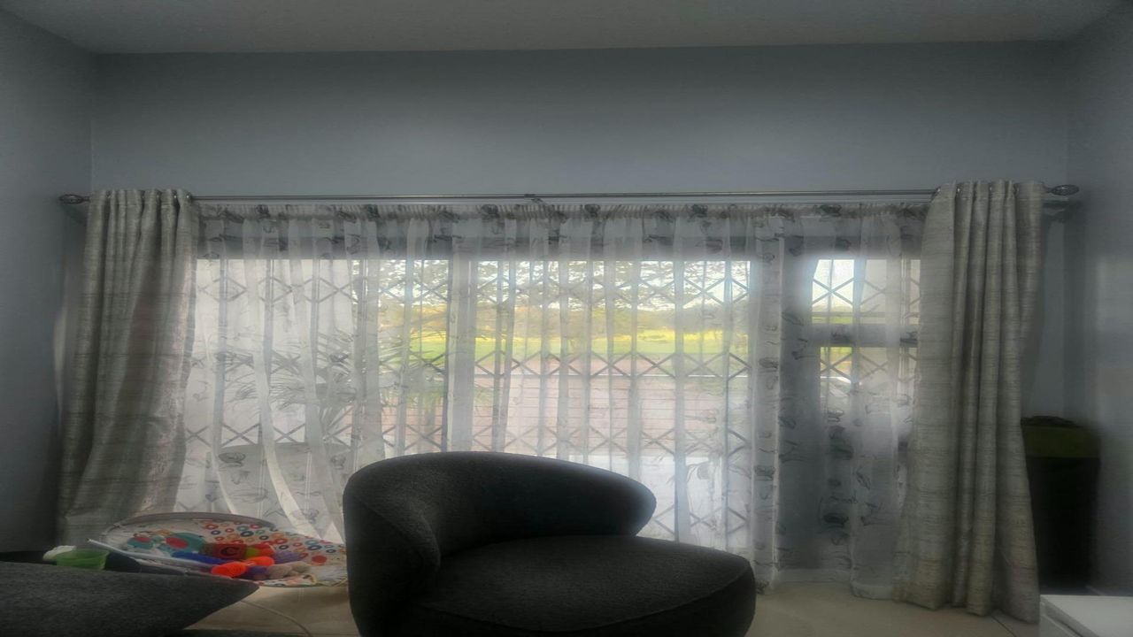 Photo 10 of 18