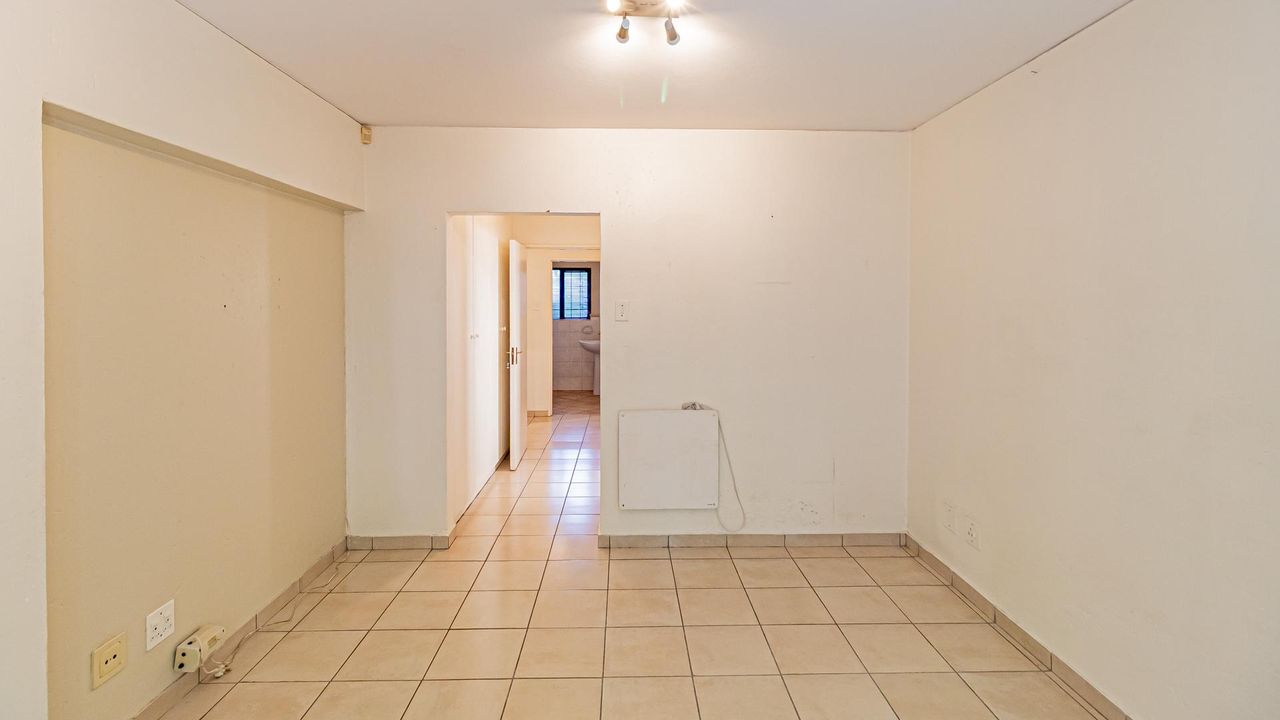 Photo 17 of 26