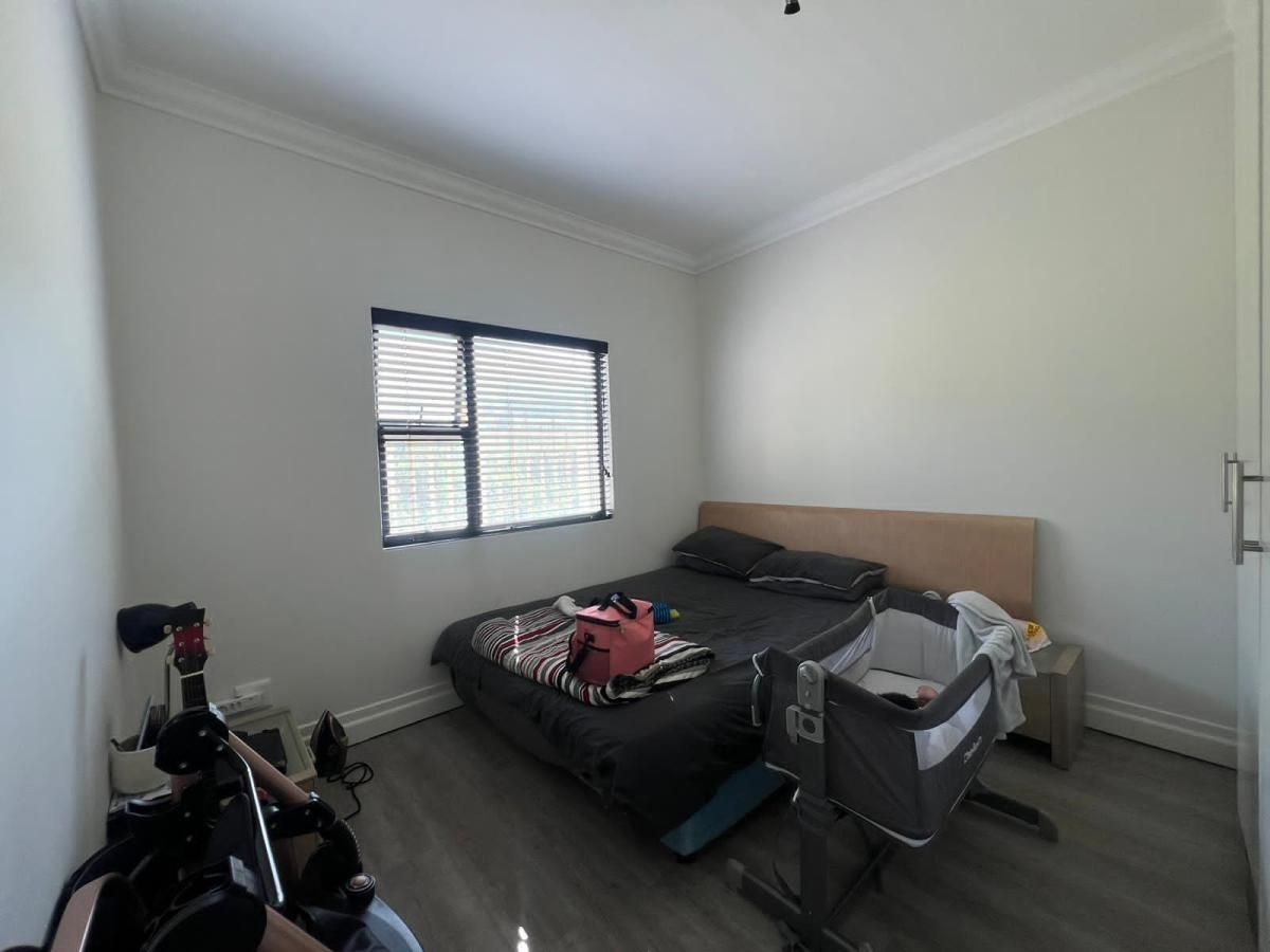 Photo 6 of 14
