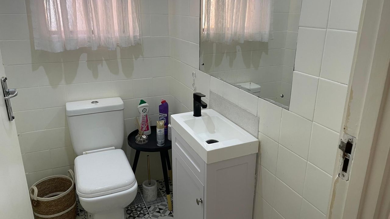 Photo 14 of 20