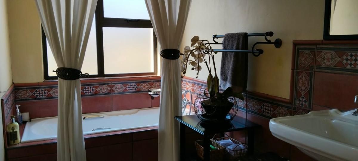 Photo 22 of 39