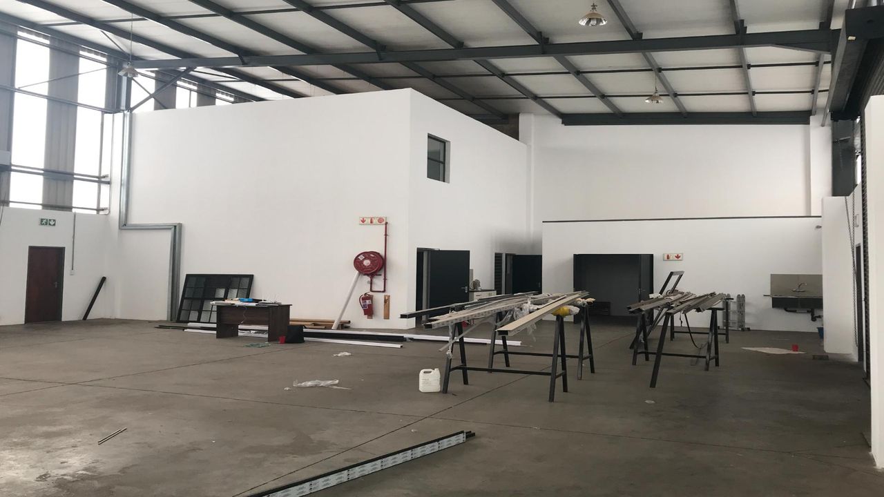 Photo 20 of 25