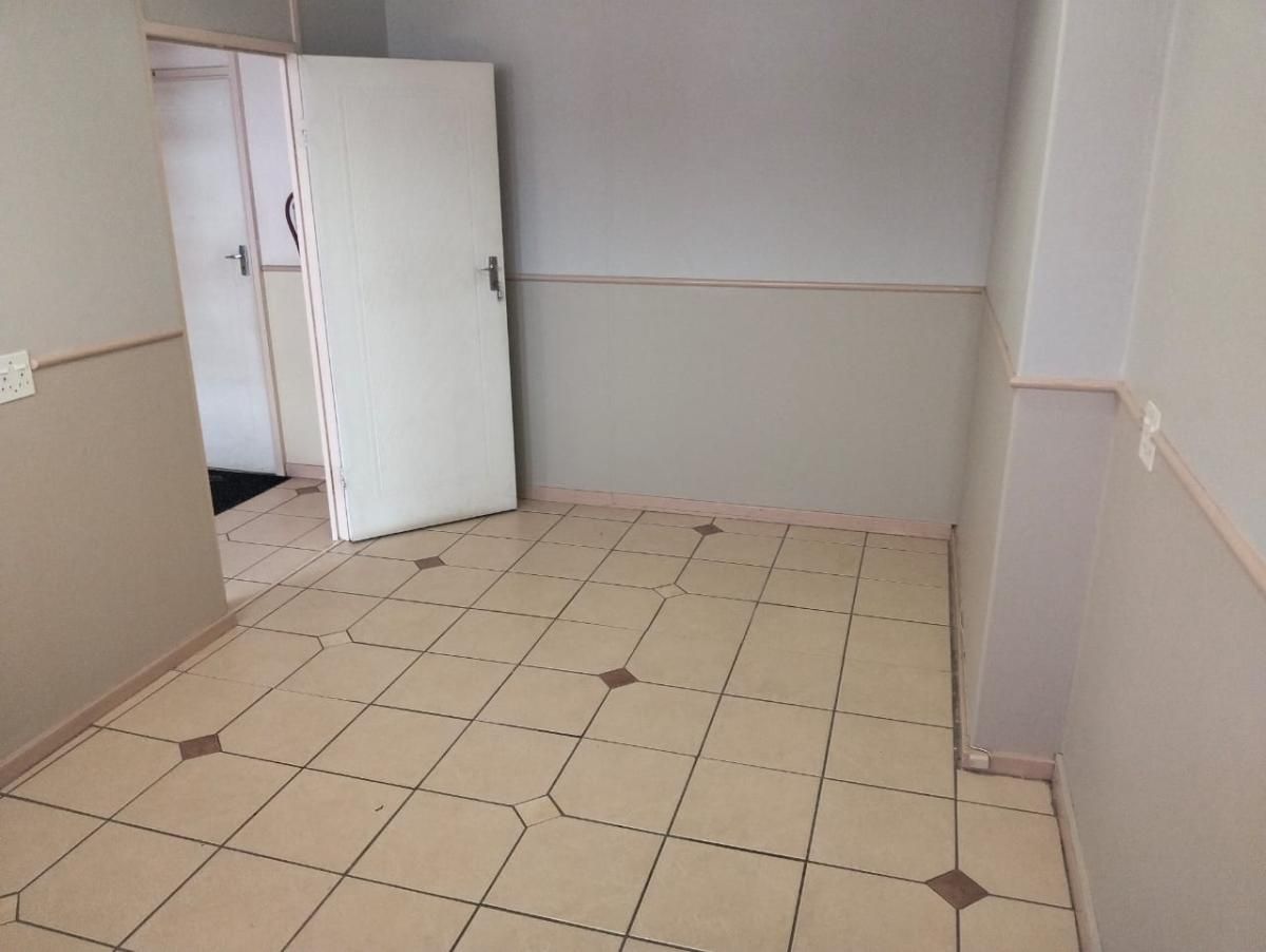 Photo 6 of 13