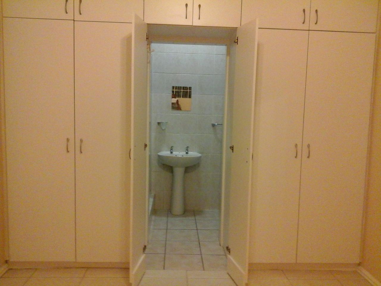 Photo of 5 Bedroom house for auction in Mountview, Cape Town