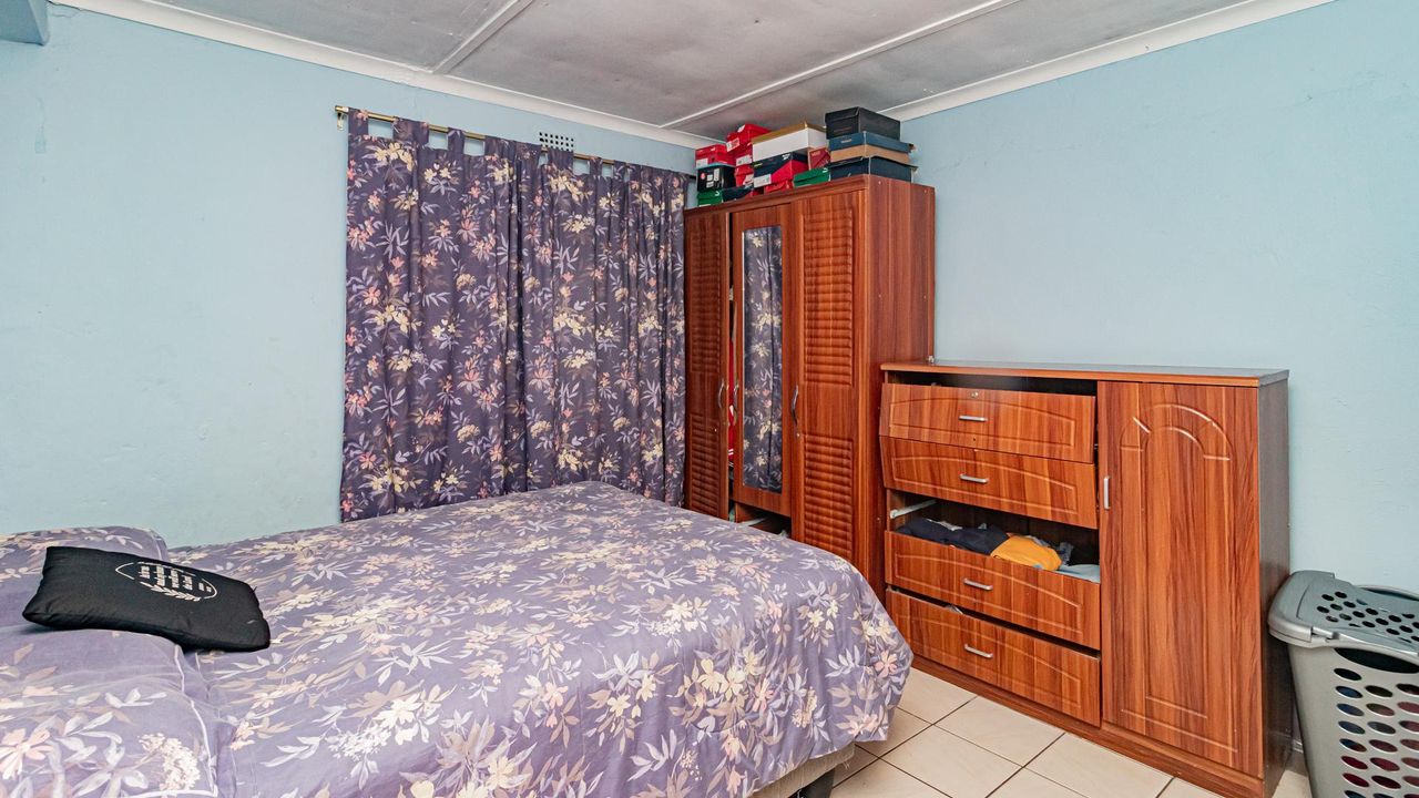 3 Bedroom house for sale in Voorbrug, Delft
