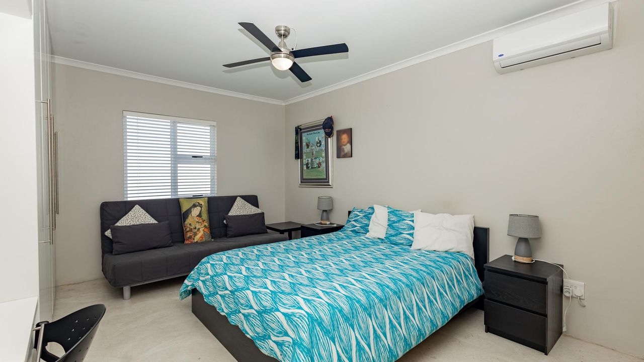 4 Bedroom house for sale in Silwerstrand Golf And River Estate, Robertson