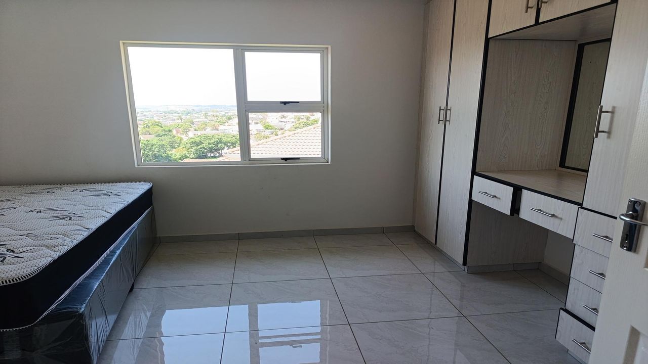 Photo 6 of 12