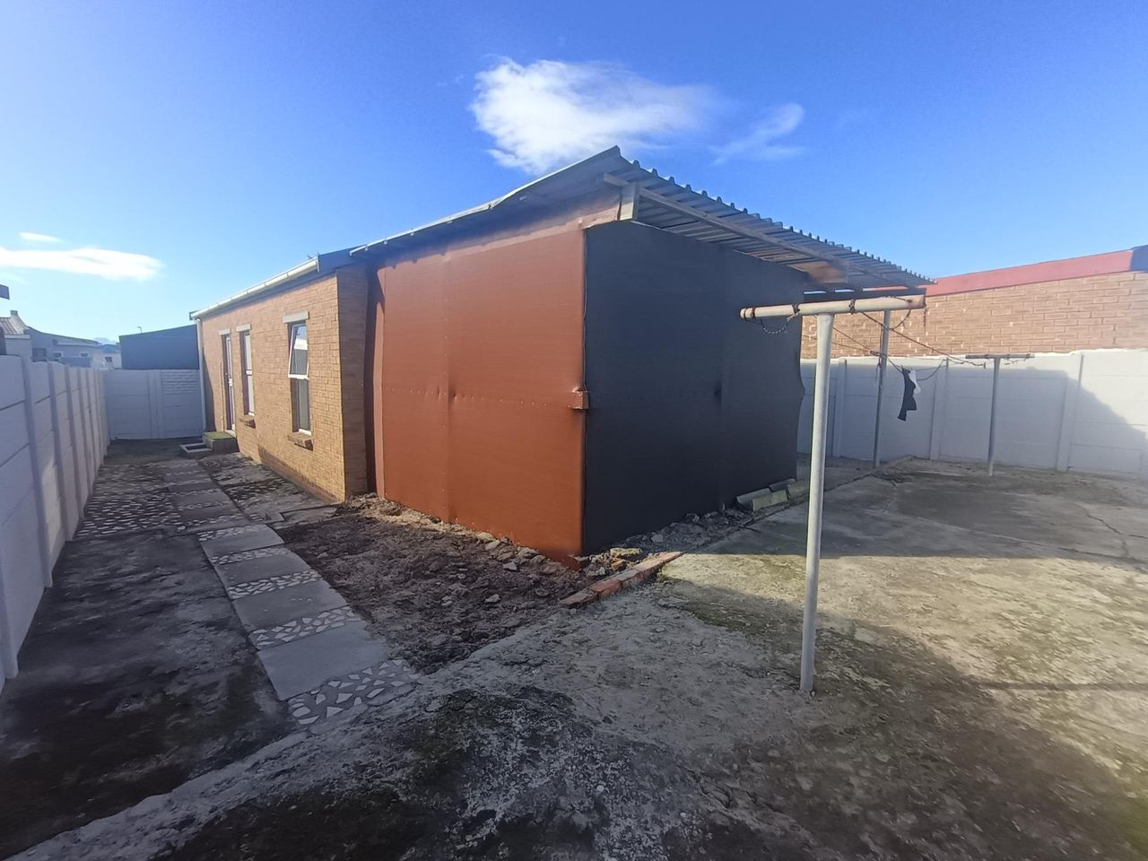 3 Bedroom house to rent in Strandfontein