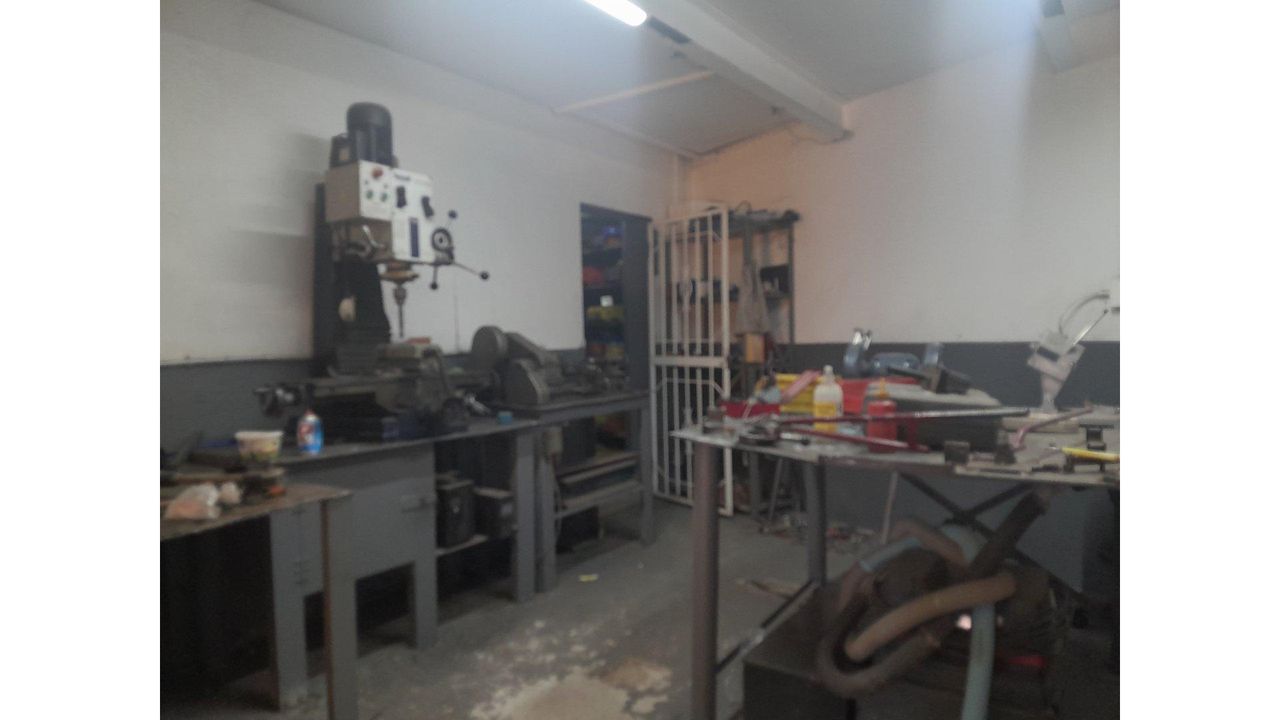 Photo 9 of 13