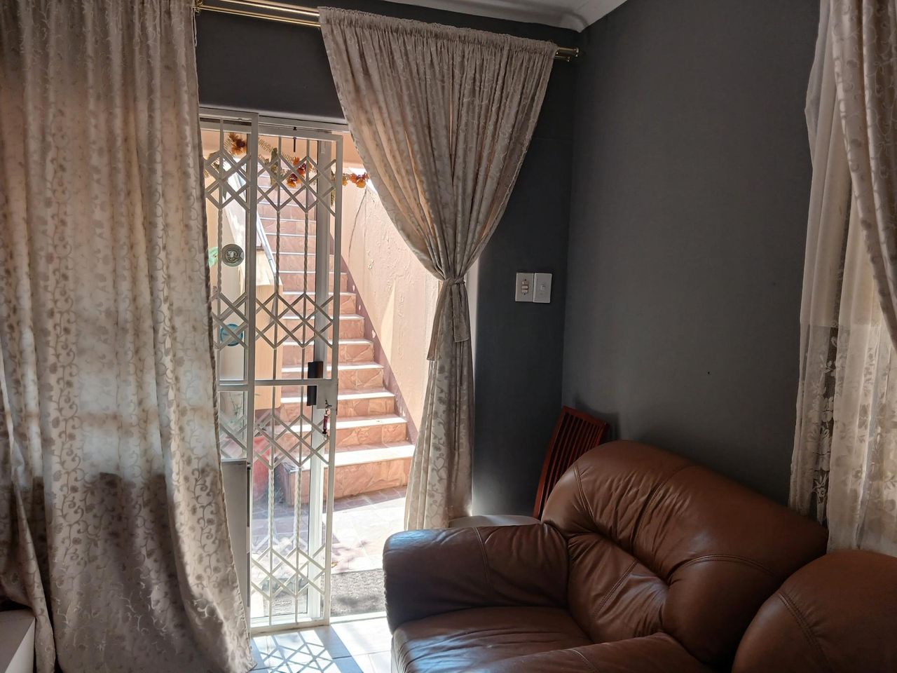 Photo 4 of 15
