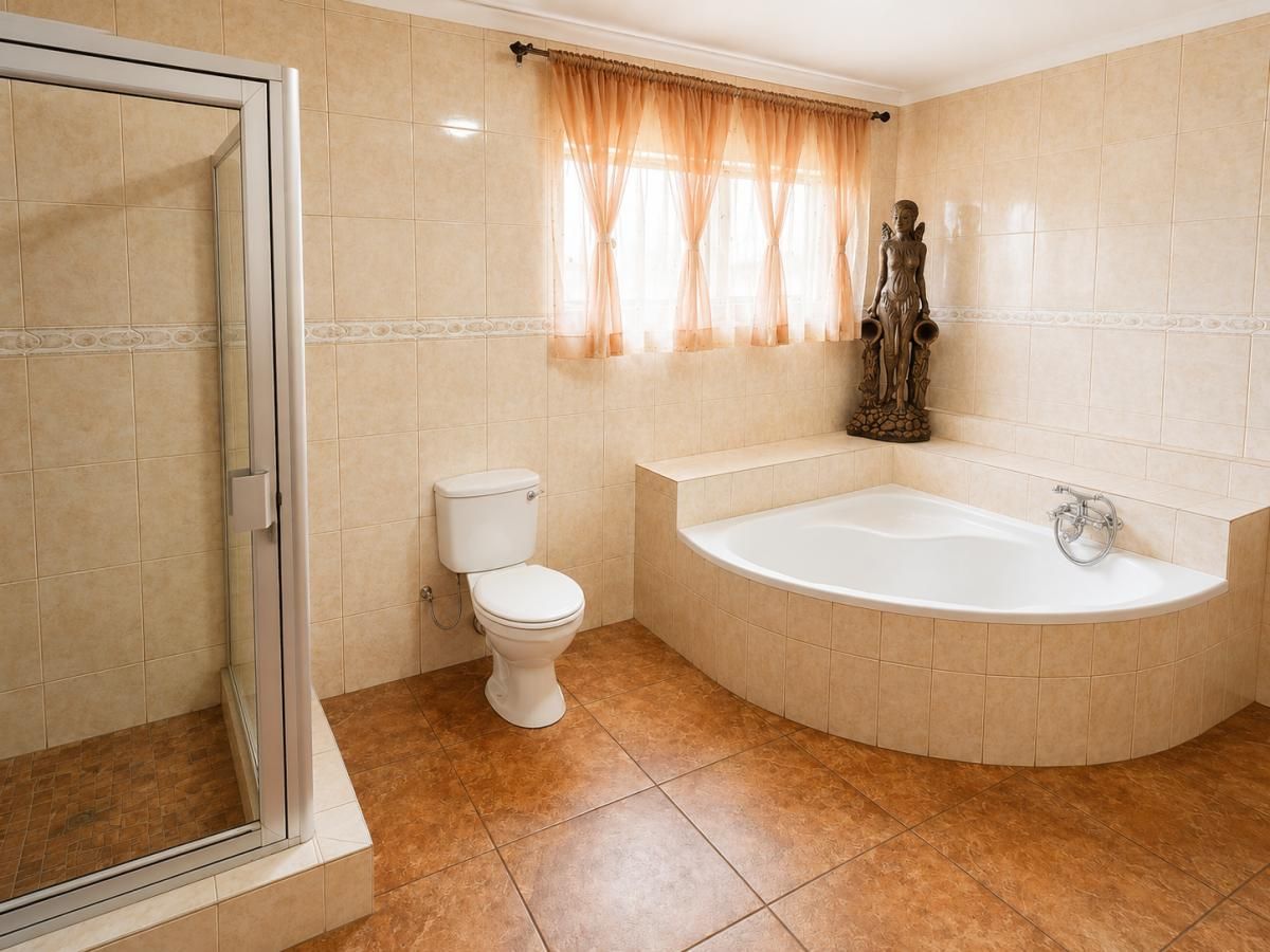 Photo of 8 Bedroom house for sale in Bredell, Kempton Park