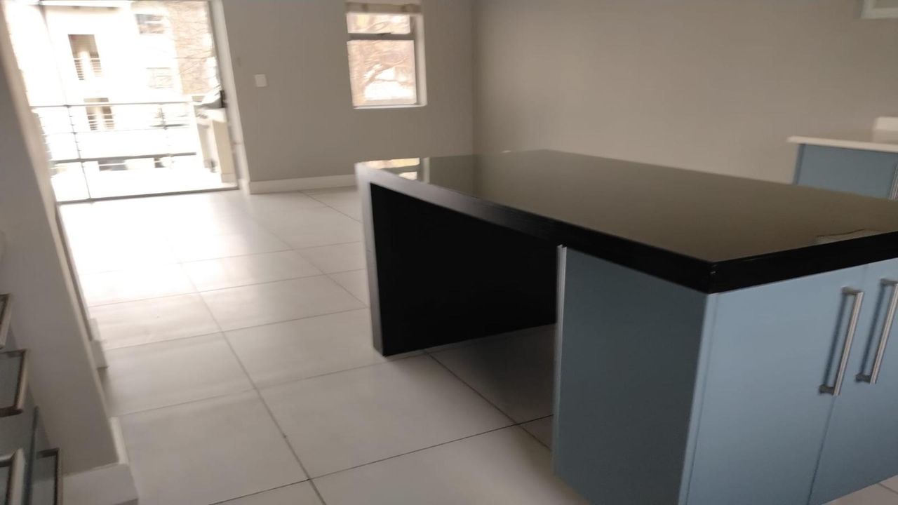 Photo 9 of 36
