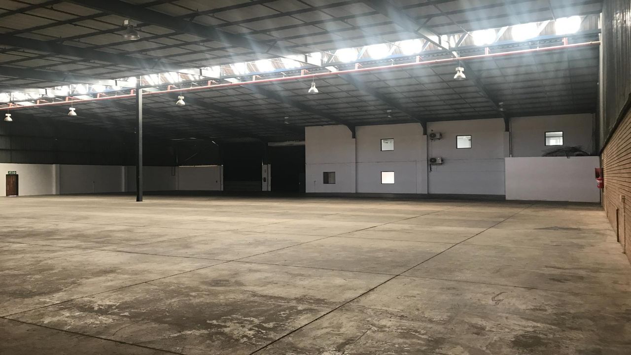 Photo 15 of 20