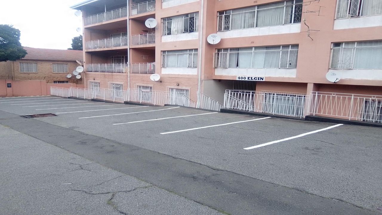 Photo 2 of 26