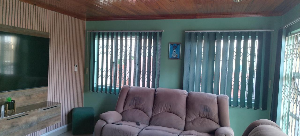 Photo 12 of 20