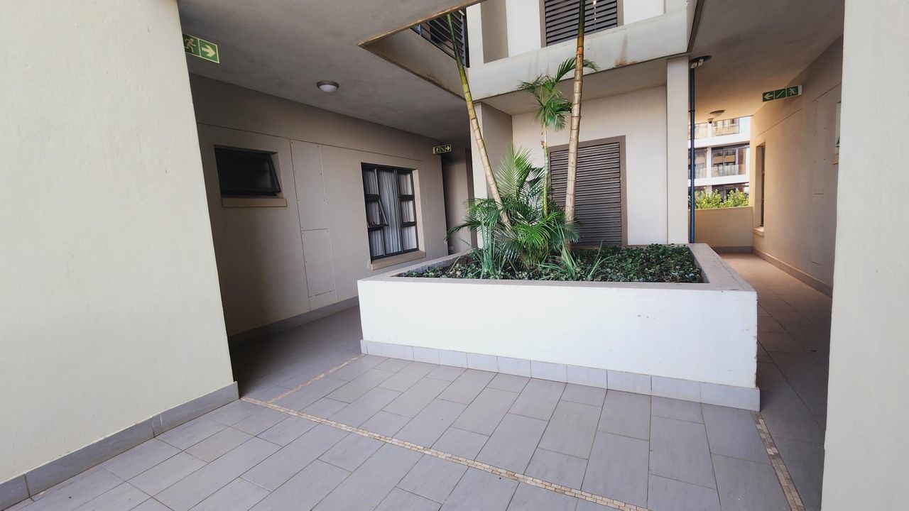 Photo 6 of 18