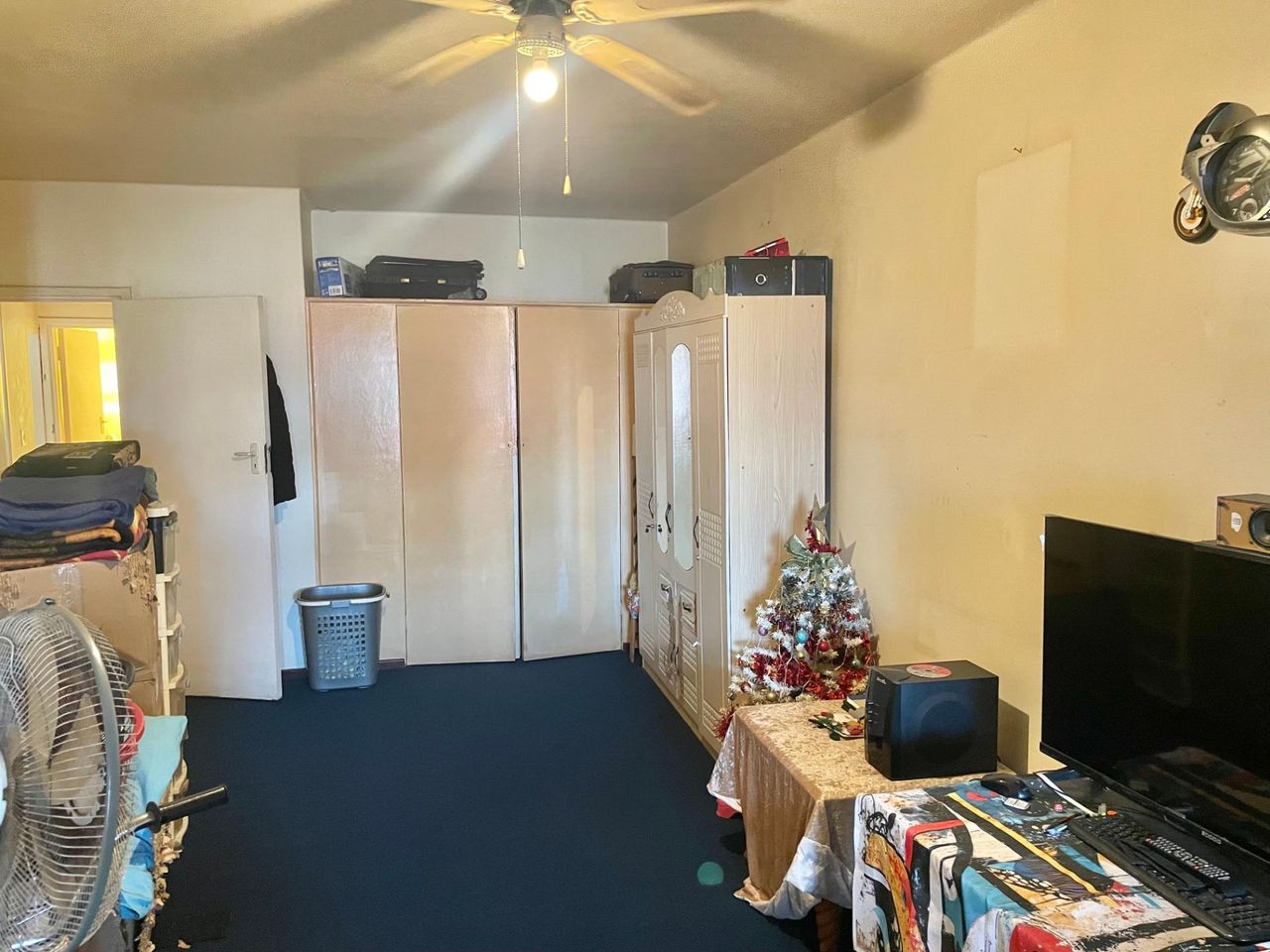 Photo 14 of 19