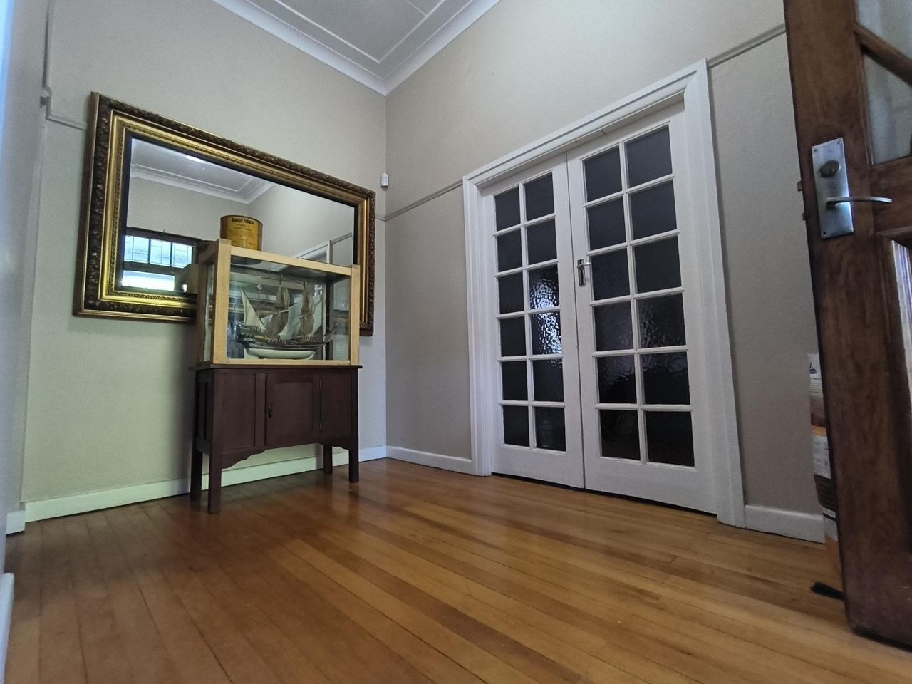 Photo 6 of 23