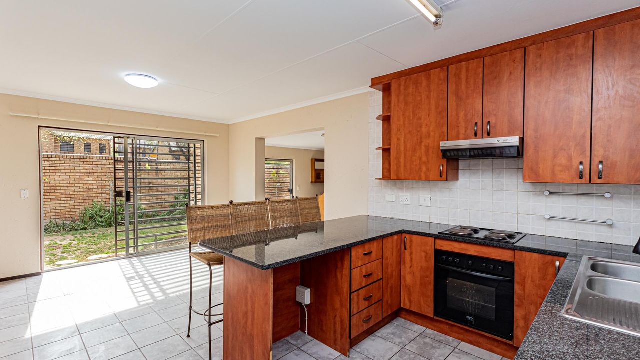 Photo of 3 Bedroom townhouse - sectional for sale in Noordhang, Randburg