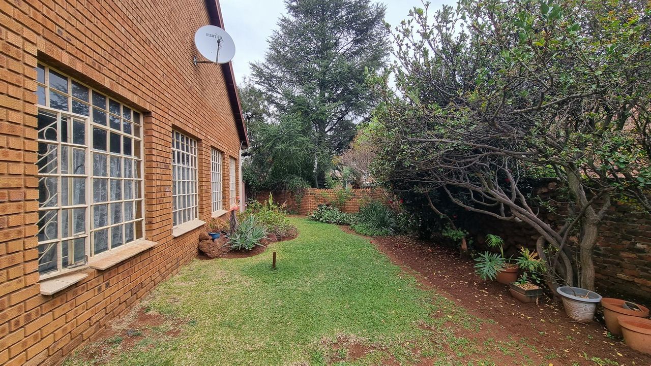 Photo 40 of 46