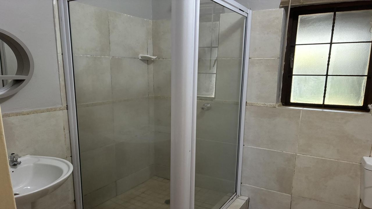 Photo 8 of 12