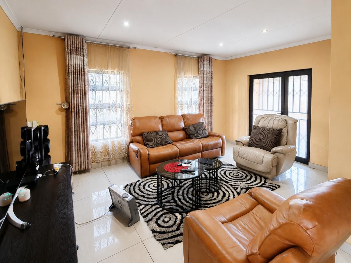 Photo of 3 Bedroom house to rent in Lilianton, Boksburg