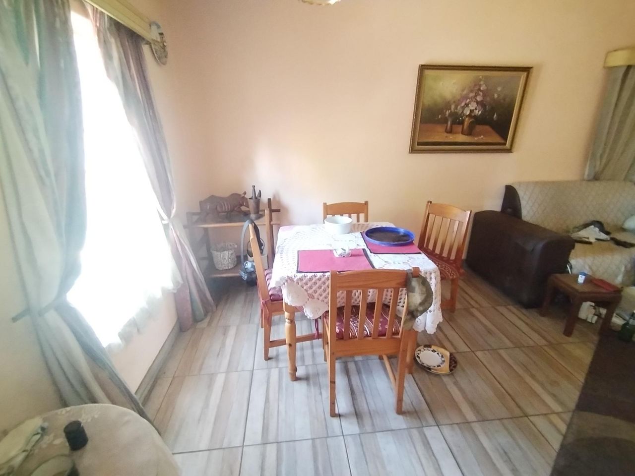 Photo 4 of 21