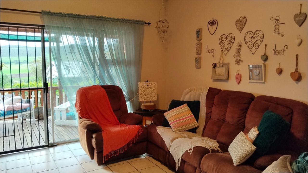 Photo 6 of 23