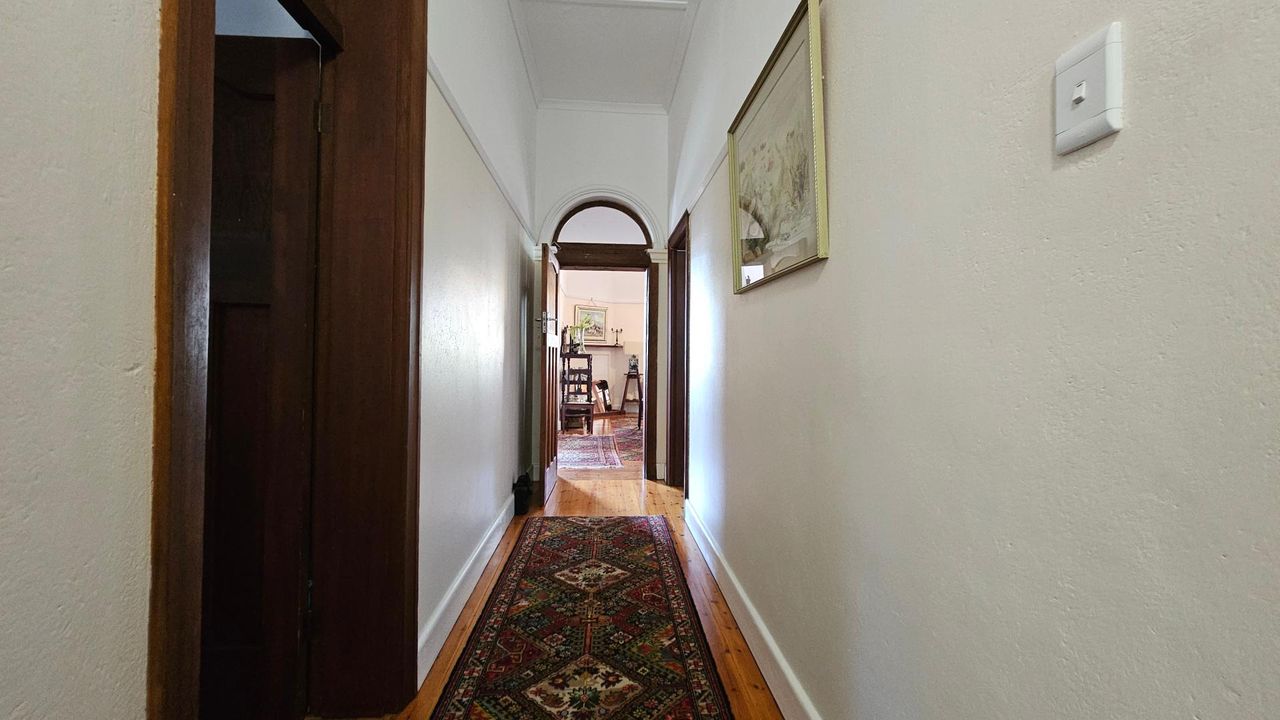 Photo 13 of 25