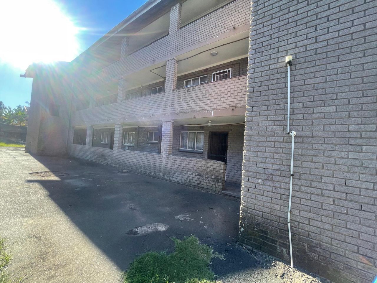 Photo 13 of 14