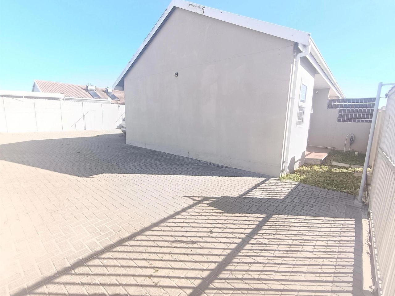 Photo 17 of 17