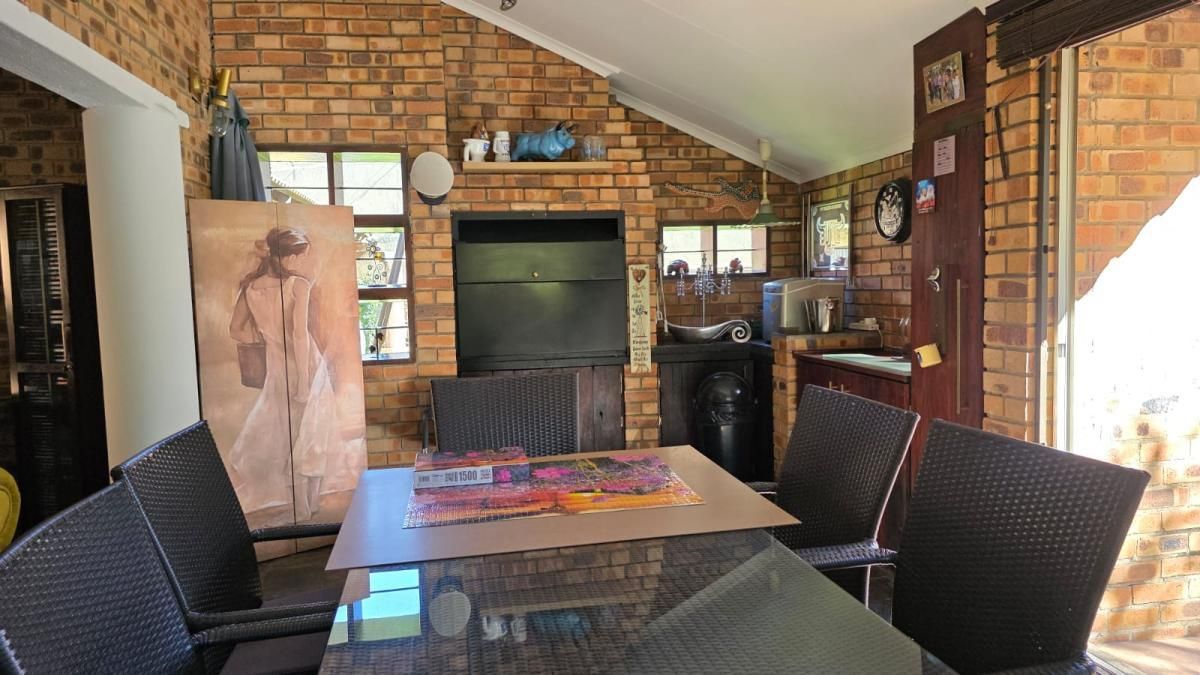 Photo of 4 Bedroom house for sale in Secunda