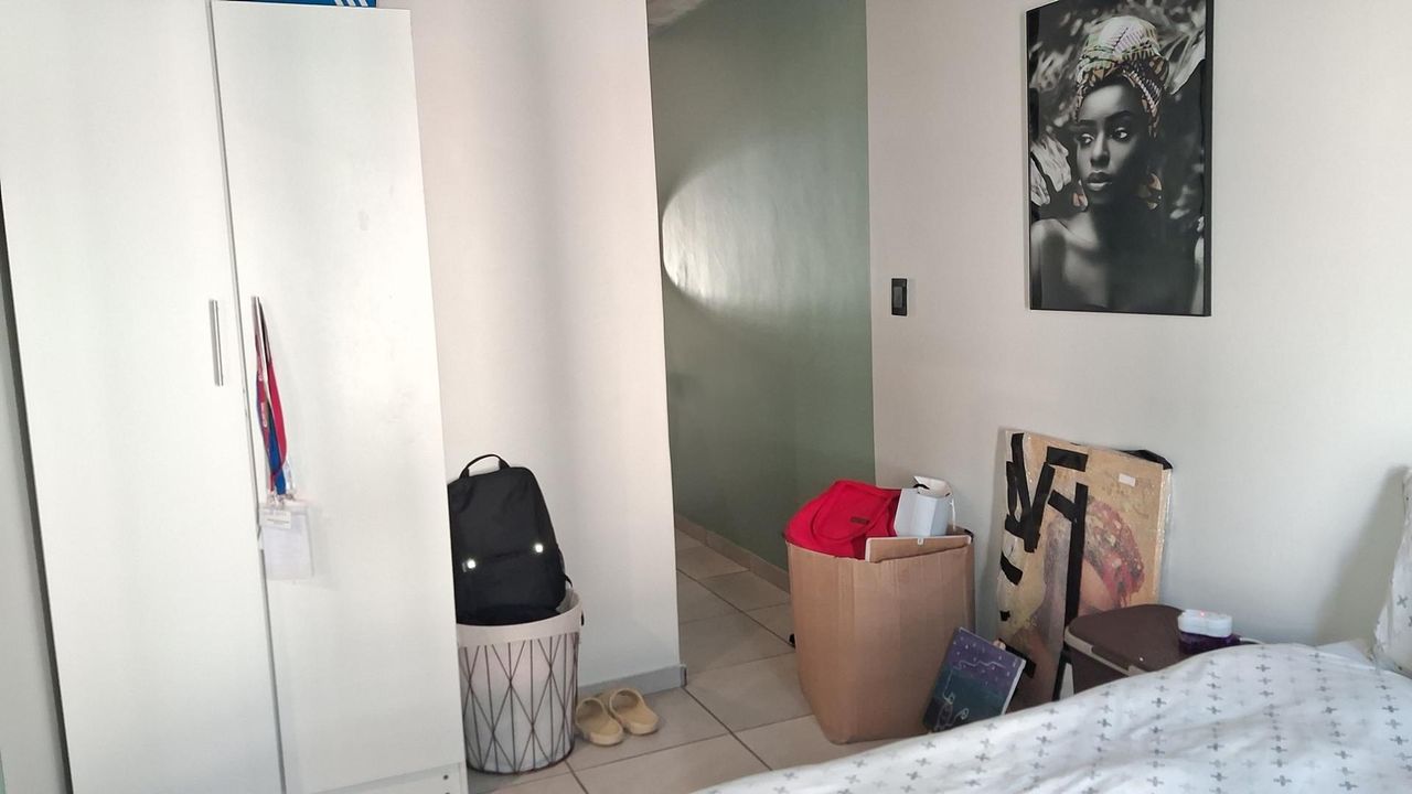 Photo 6 of 15