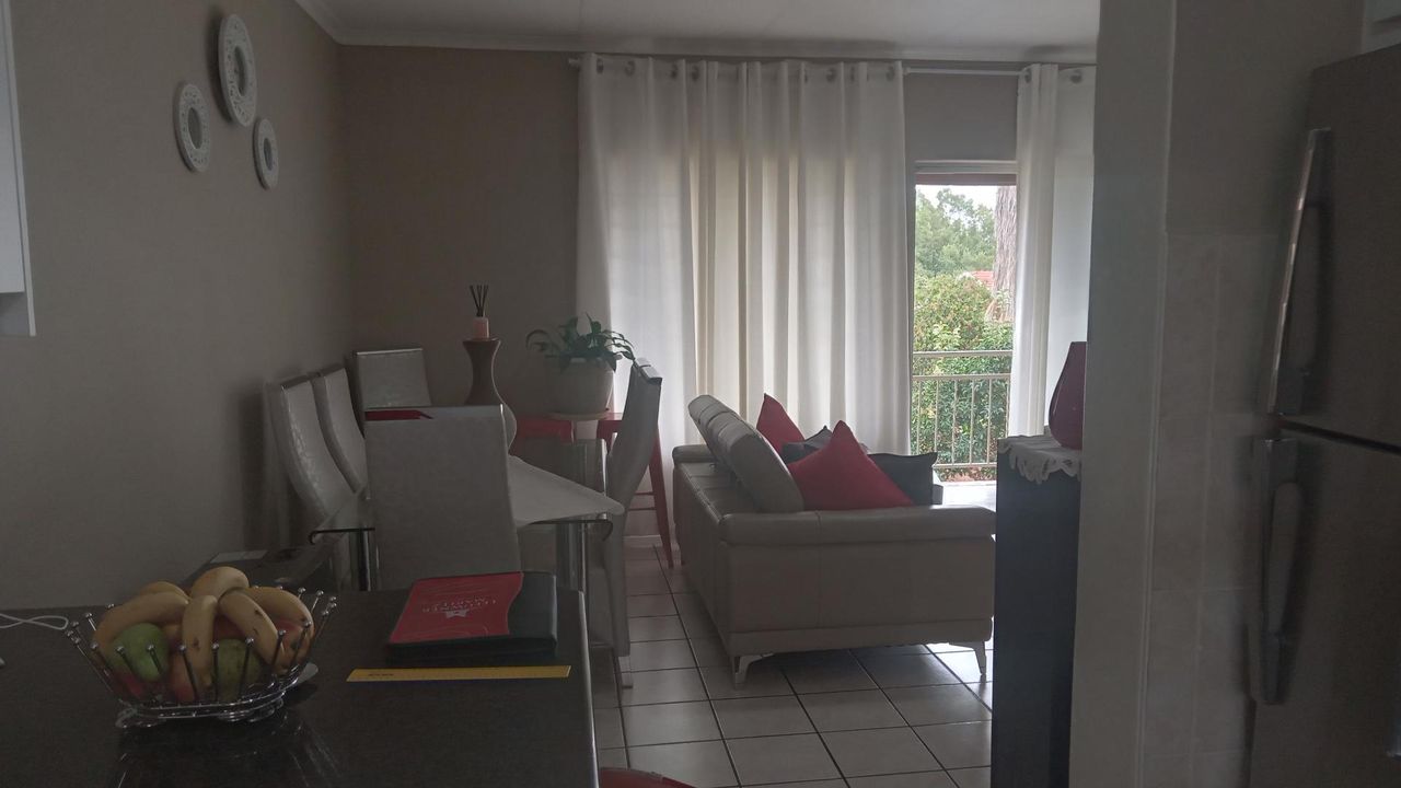 Photo 7 of 22