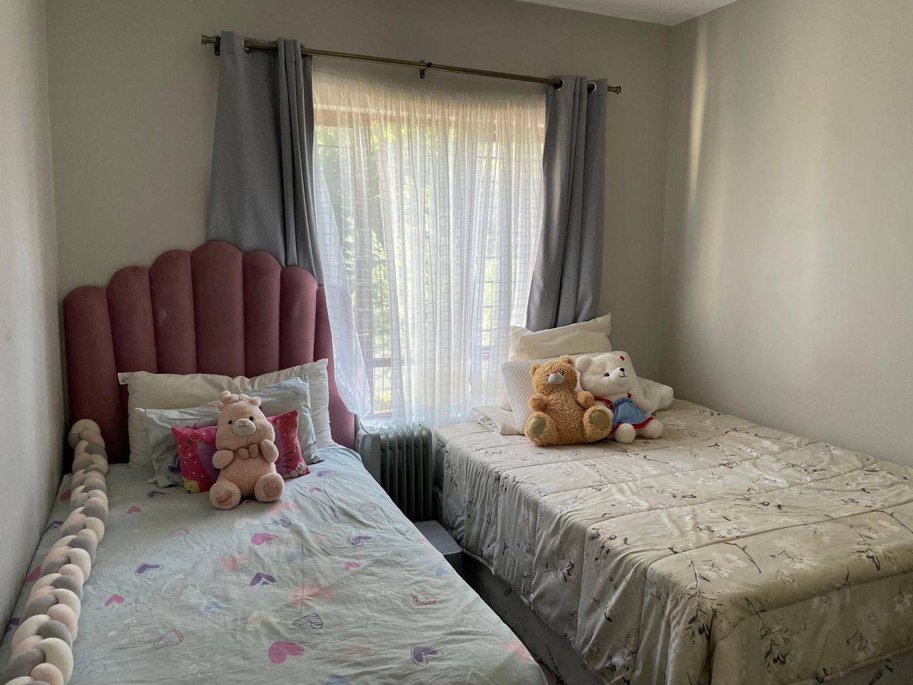 Photo 10 of 26