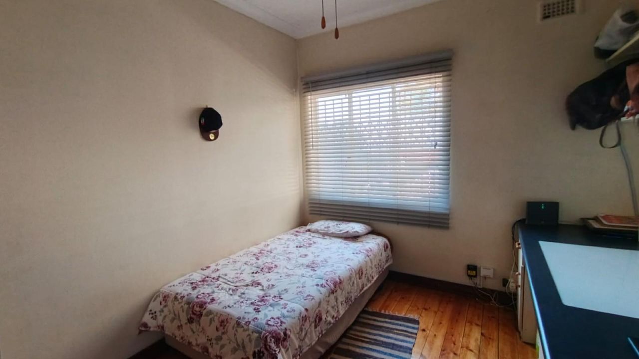 Photo of 5 Bedroom house for sale in Montclair, Durban