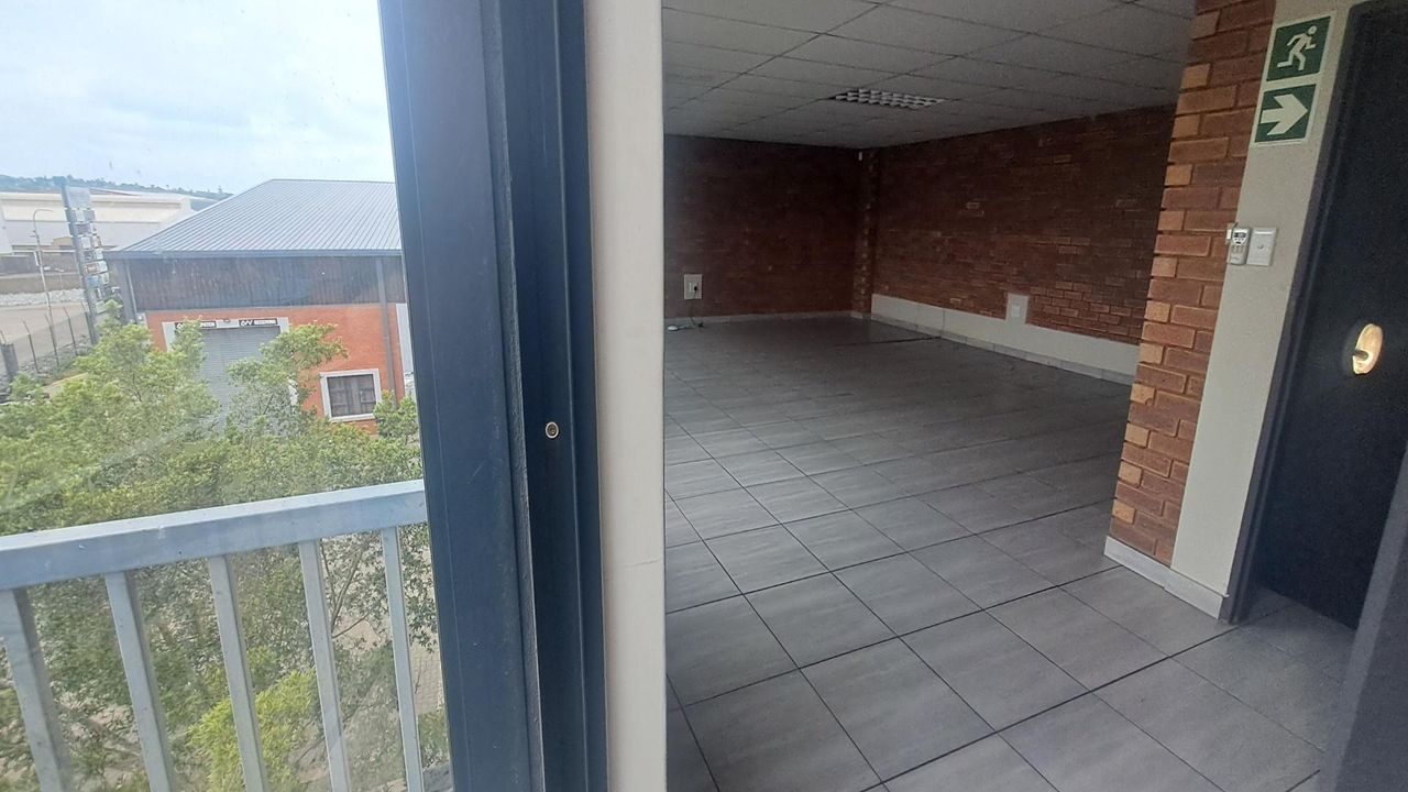 Photo 6 of 20