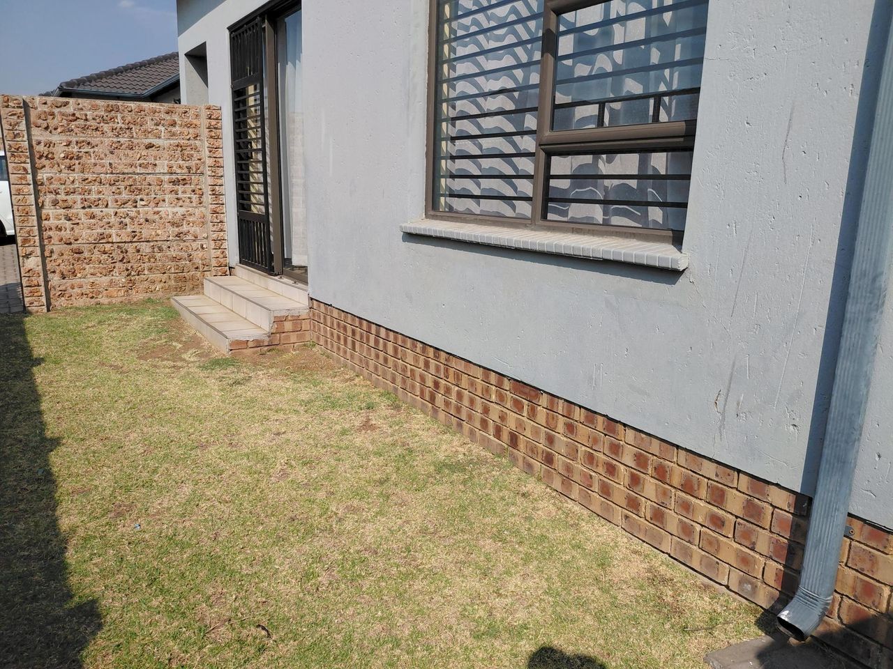 Photo 14 of 20