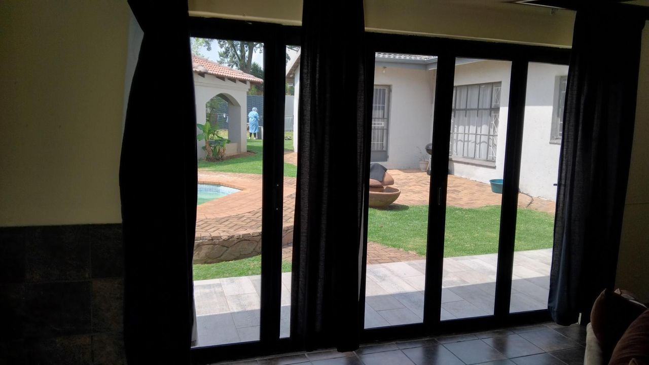 Photo 8 of 17