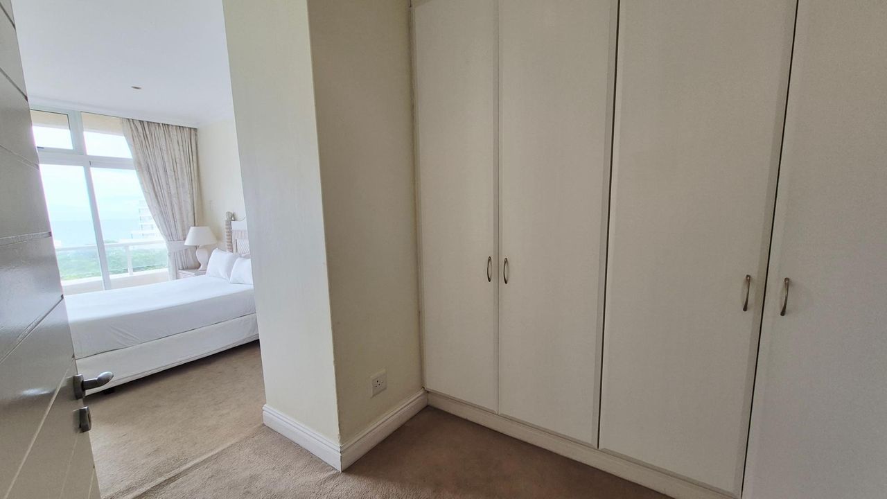 Photo 16 of 27