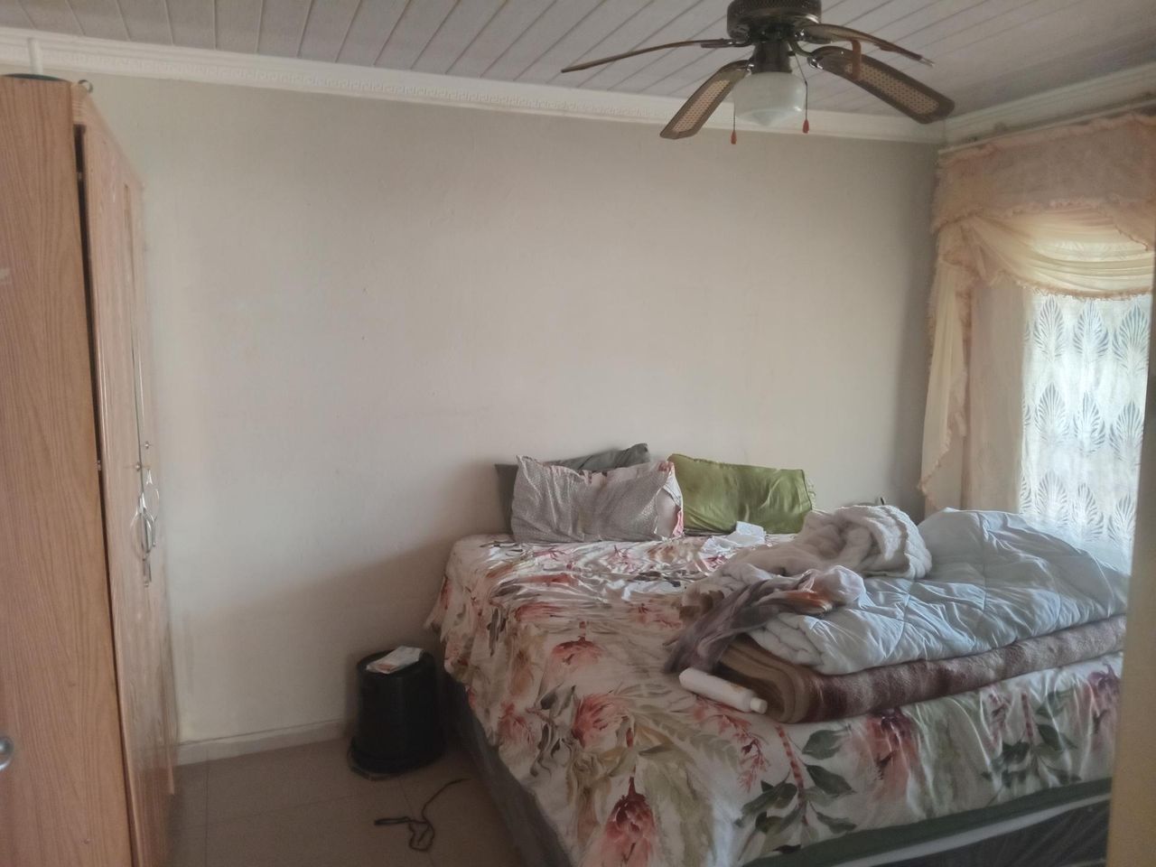Photo 5 of 13