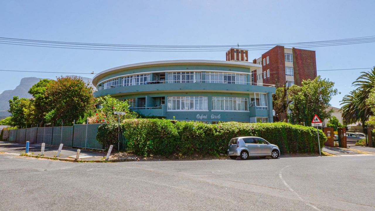 1 Bedroom apartment rented in Rosebank, Cape Town