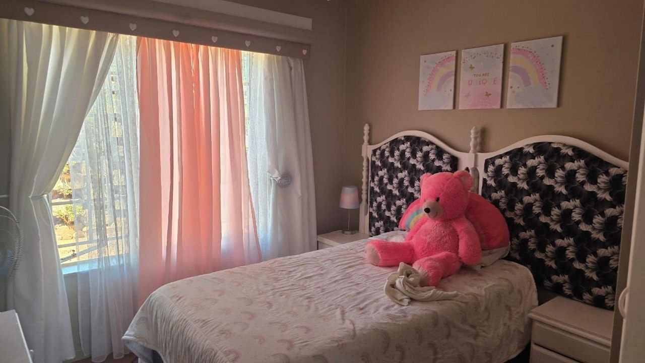 Photo 19 of 29